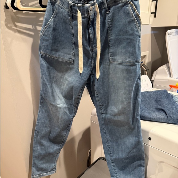 Judy Blue Light Blue Flare Jeans - Picture 1 of 2